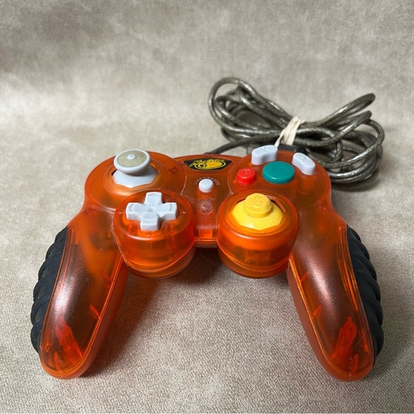 Mad Catz Nintendo GameCube Controller Clear Orange Rare Color Tested & Works - Picture 2 of 3